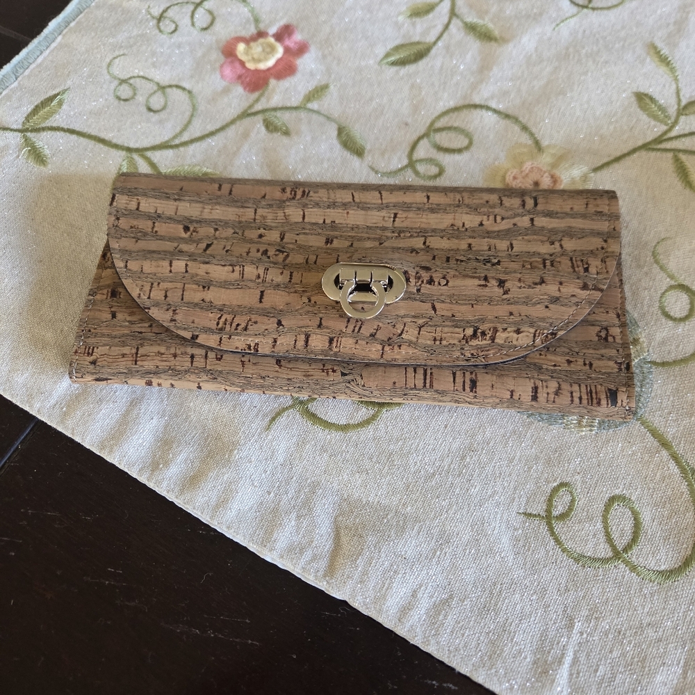 Cork Wallet Silver Flip Fastener And Floral Design Inside In Like New Condition